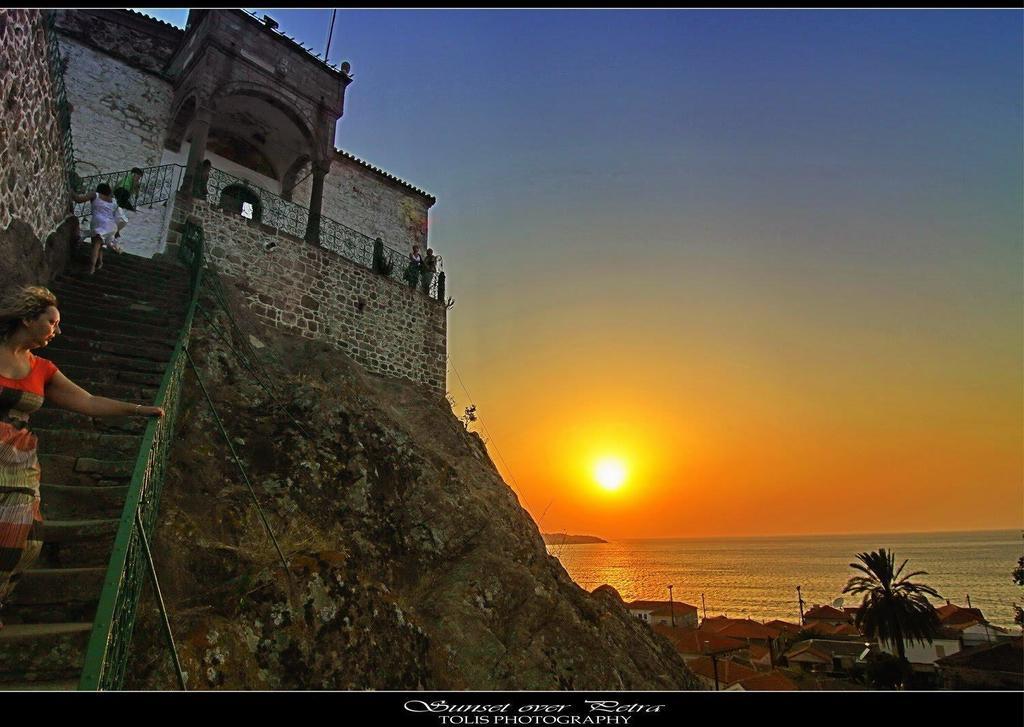 Archontiko Petras 1821 Otel Dış mekan fotoğraf
