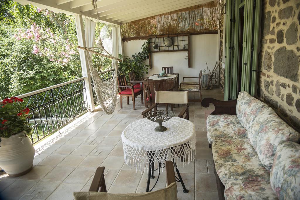 Archontiko Petras 1821 Otel Dış mekan fotoğraf