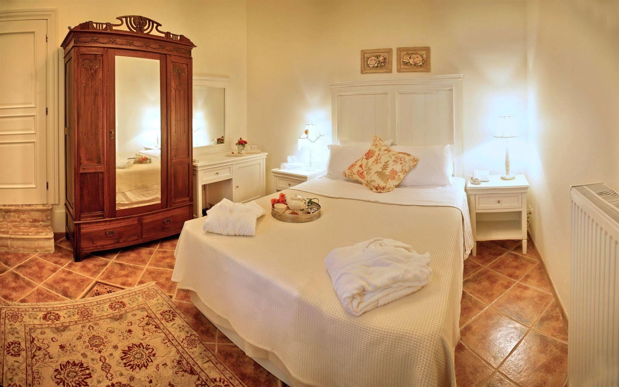 Archontiko Petras 1821 Otel Dış mekan fotoğraf