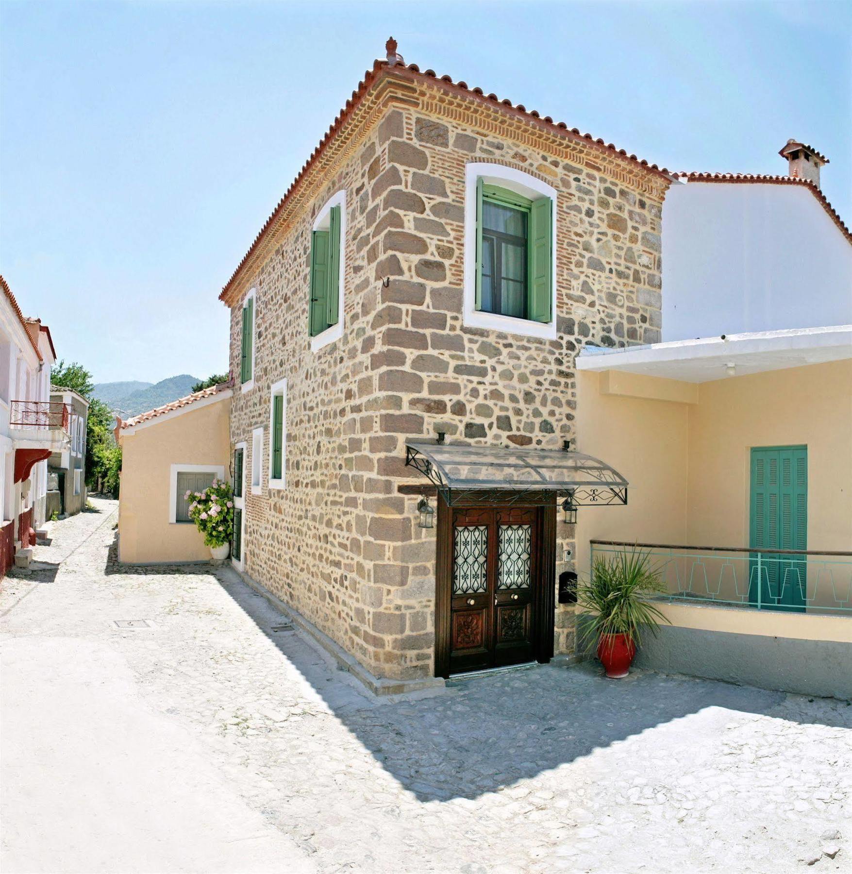 Archontiko Petras 1821 Otel Dış mekan fotoğraf